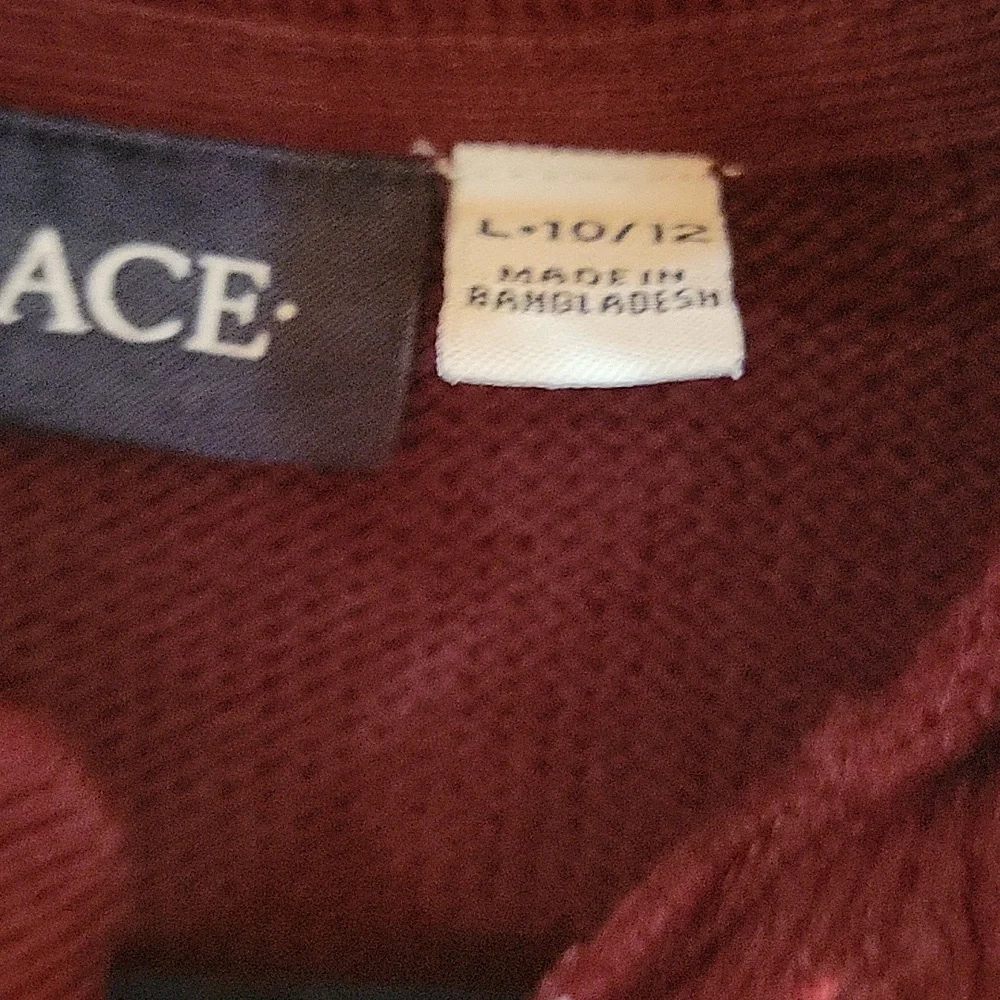 Childrens place burgandy and white sweater large 10/12
